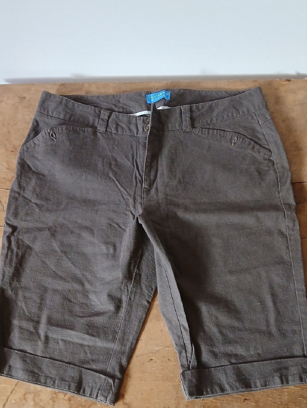 Dockers Dark Brown Womens 12 Linnen Rayon Blend Knee Shorts
